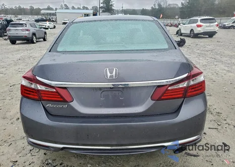 2017 Honda Accord Lx z USA, uszkodzony, nr VIN 1HGCR2F34HA096836